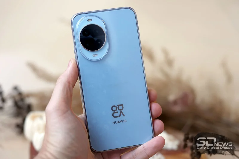  HUAWEI nova 14 в комплектном чехле 