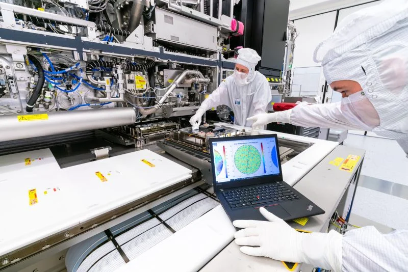 Samsung закупает революционный литограф ASML для чипов 2 нм и тоньше