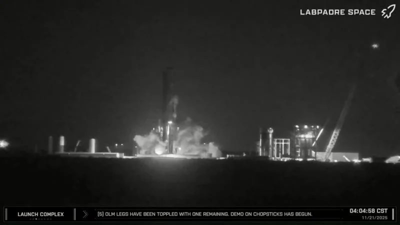 Ускоритель Super Heavy для Starship взорвался на испытаниях