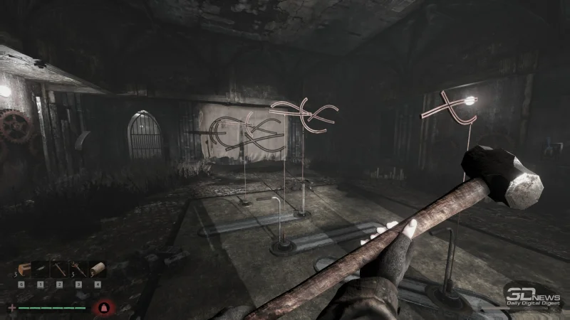  Не обошлось без загадок в духе классических ужастиков, но их мало 