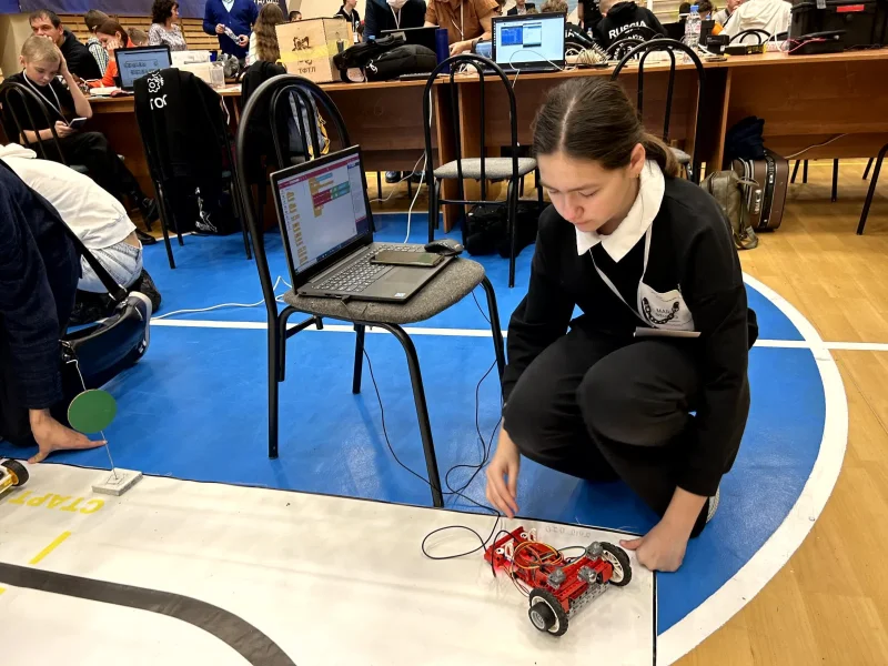 Школы и вузы перейдут на российских роботов: власти готовят запрет на импорт