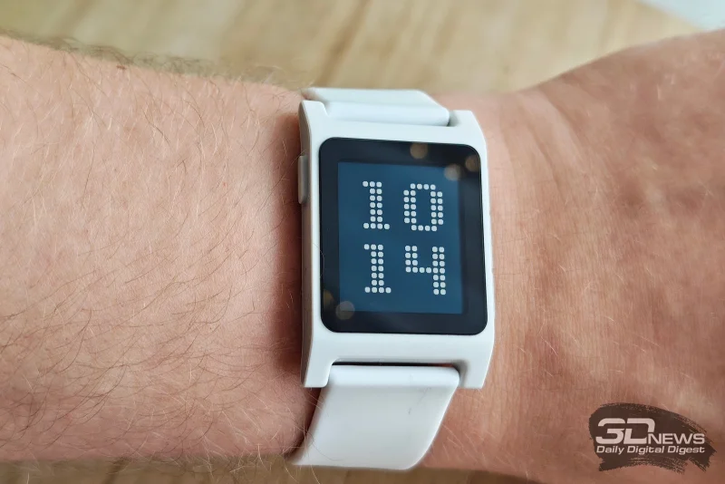  Экран Pebble 2 Duo 
