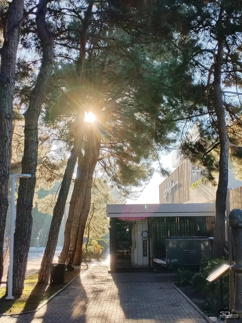 HUAWEI nova 14i: Обзор смартфона с гигантским экраном и батареей-монстром