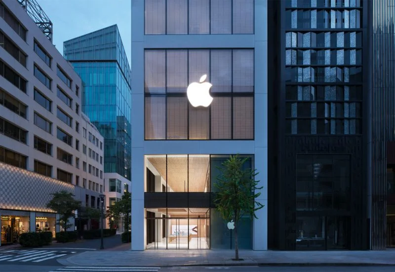 Apple сдалась: iPhone открывают для сторонних магазинов приложений