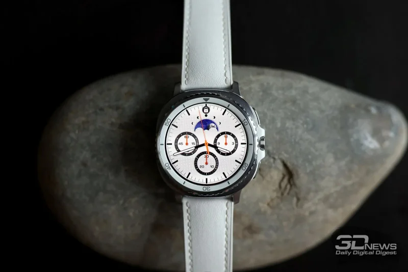  Samsung Galaxy Watch8 Classic 