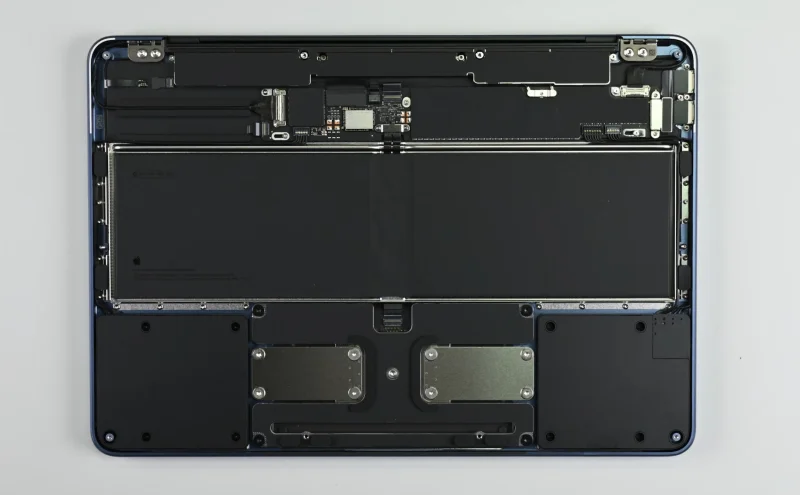  Фото iFixit 