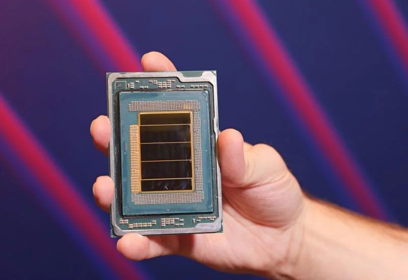 Рынок в шоке: акции Intel взлетели на 25%, потянув за собой Nvidia до $5 трлн