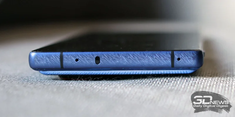  nubia Z80 Ultra, верхняя грань: два микрофона и ИК-порт 